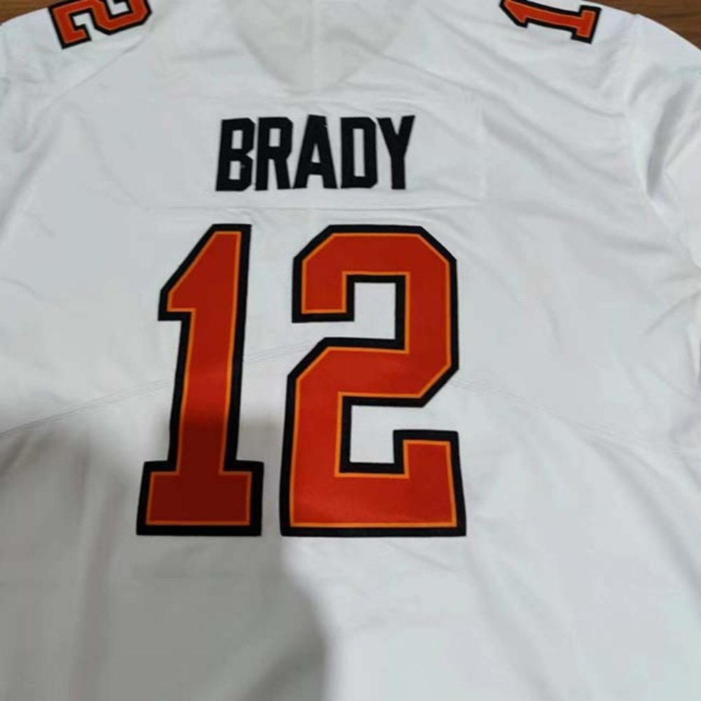 Nike Tampa Bay Buccaneers Tom Brady #12 Jersey-White - Picture 7 of 8